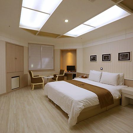 Bucheon Hotel מראה חיצוני תמונה